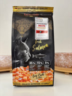 Leonardo Fresh Salmon & Poultry