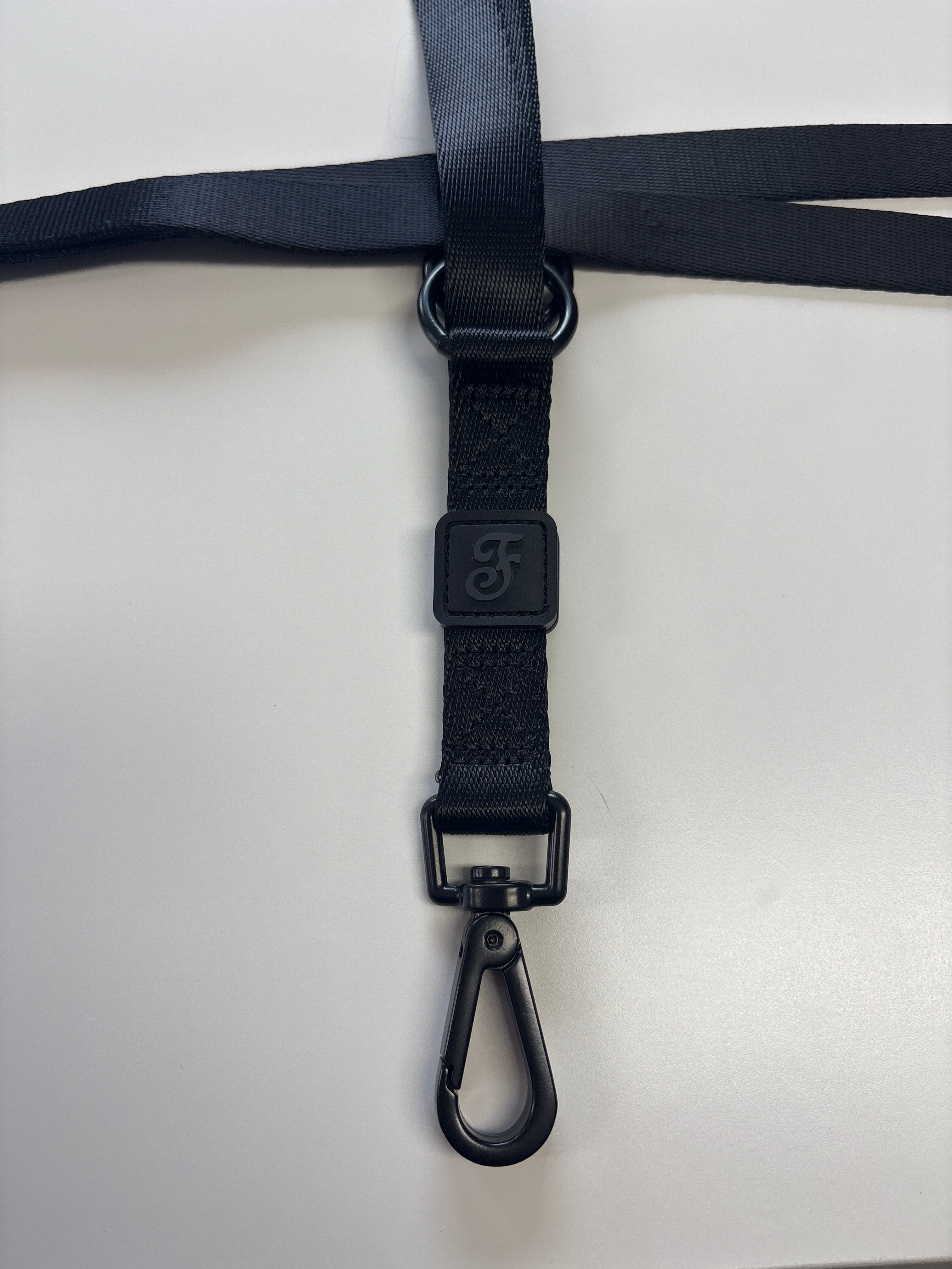 SUPREMA Multifunction Leash 2m SCHWARZ