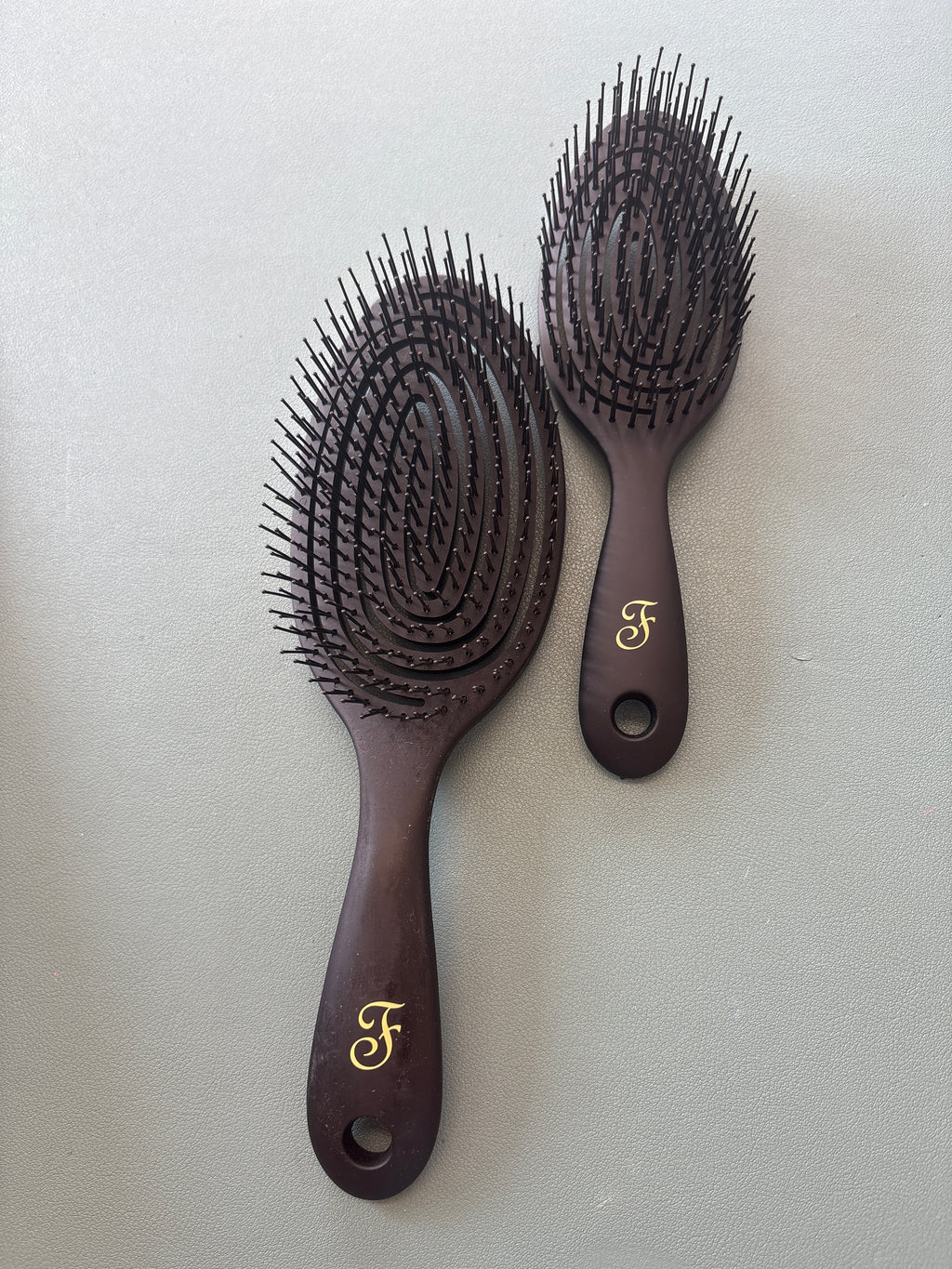 Soft Touch Brush Spiro Small